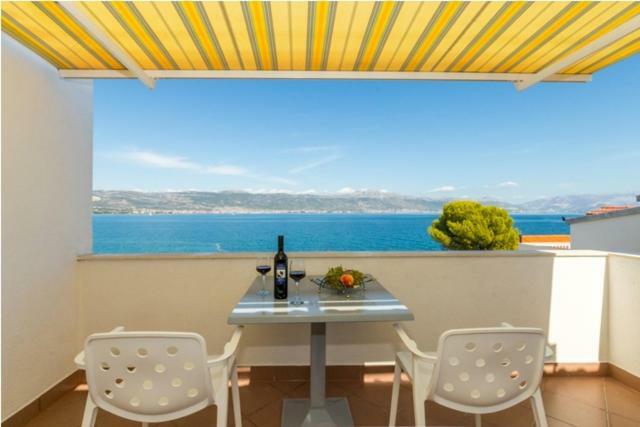 Seaview Apartment Rose Τρογκίρ Εξωτερικό φωτογραφία